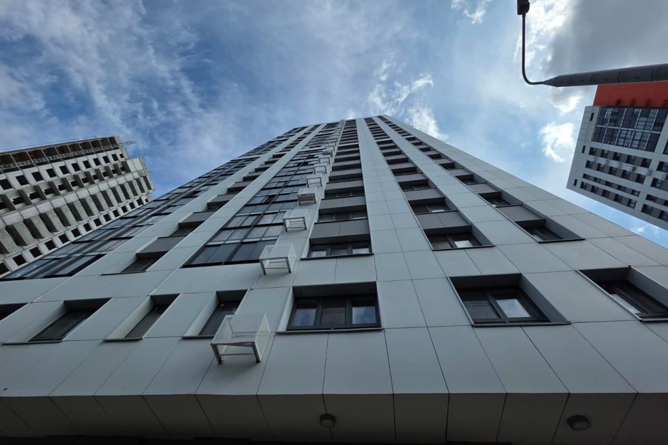 Продаётся 2-комнатная квартира, 84.2 м²