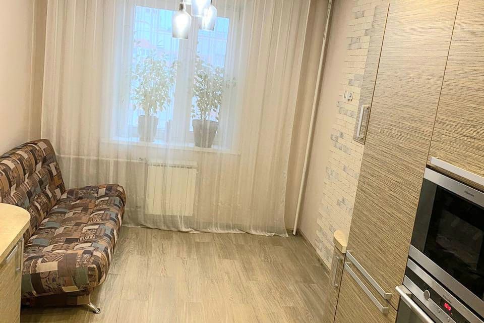 Продаётся 2-комнатная квартира, 59.6 м²