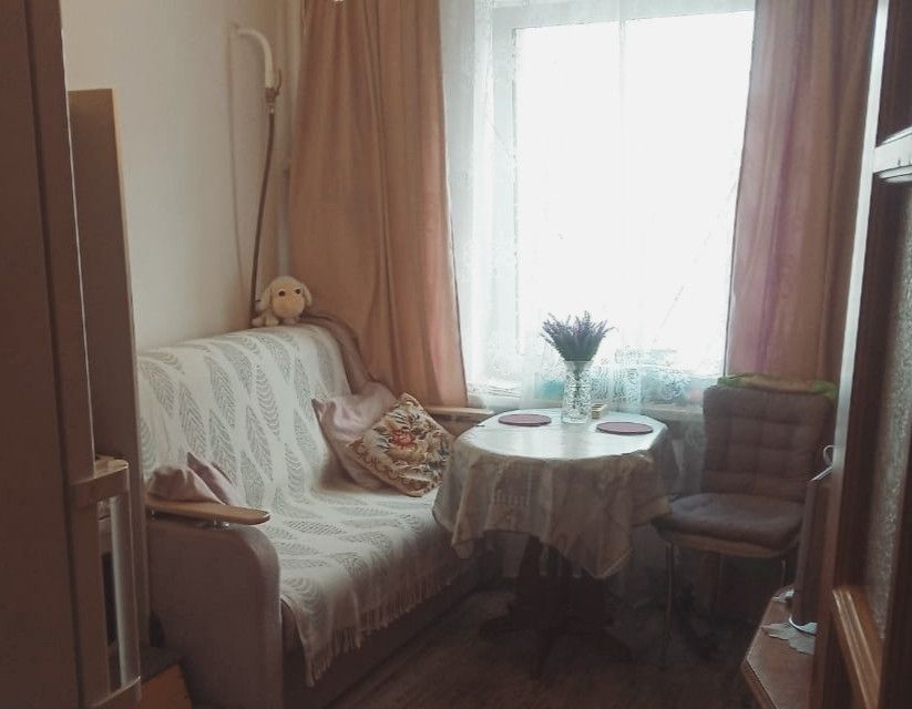 Продаётся 1-комнатная квартира, 32 м²