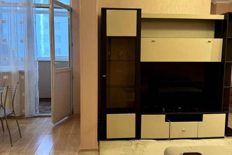 Продаётся 1-комнатная квартира, 46.8 м²