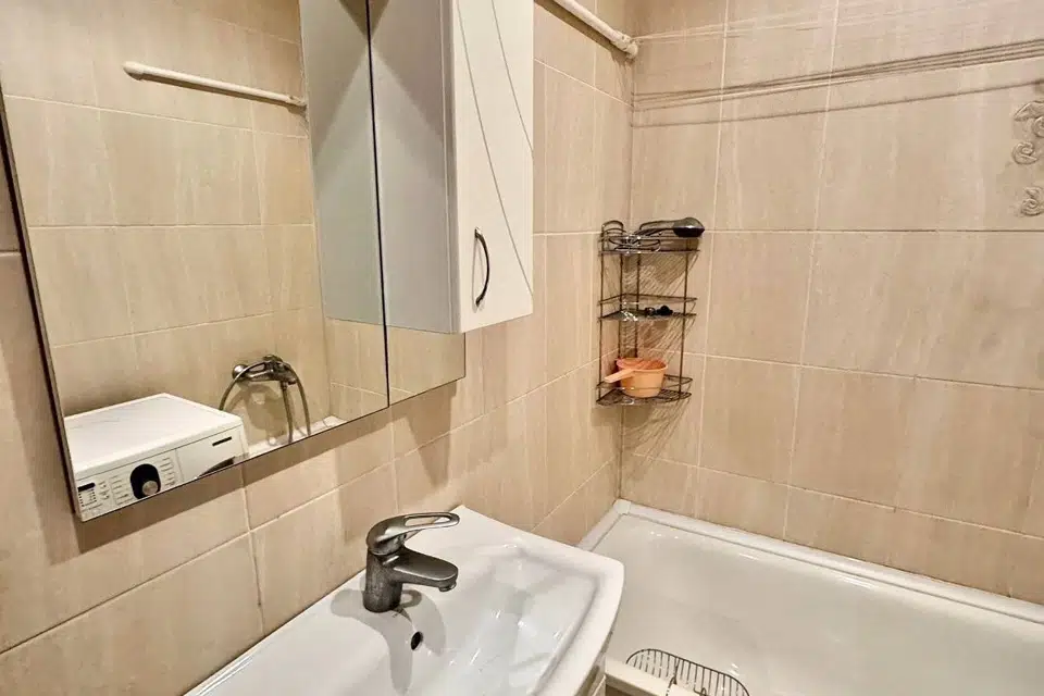 Продаётся 3-комнатная квартира, 58 м²