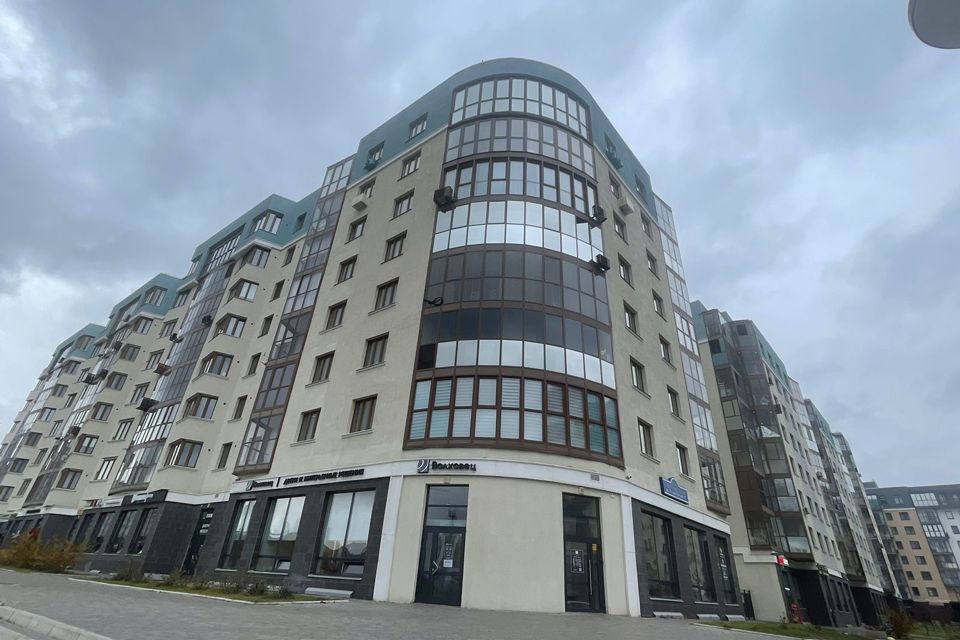Продаётся 4-комнатная квартира, 118 м²