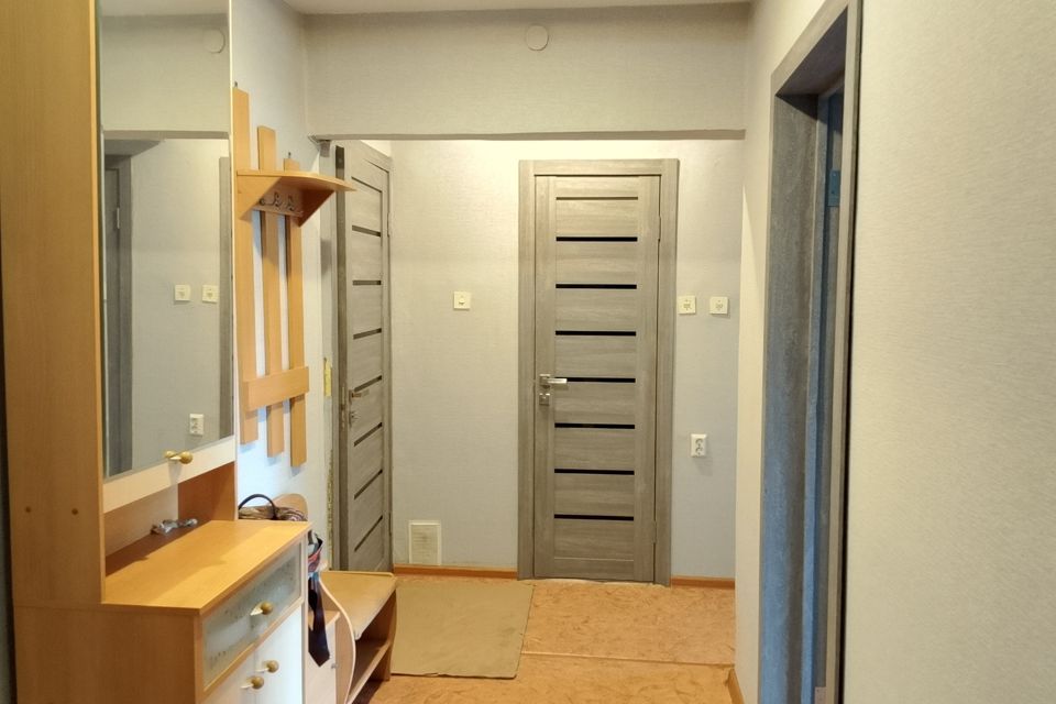 Продаётся 2-комнатная квартира, 56 м²