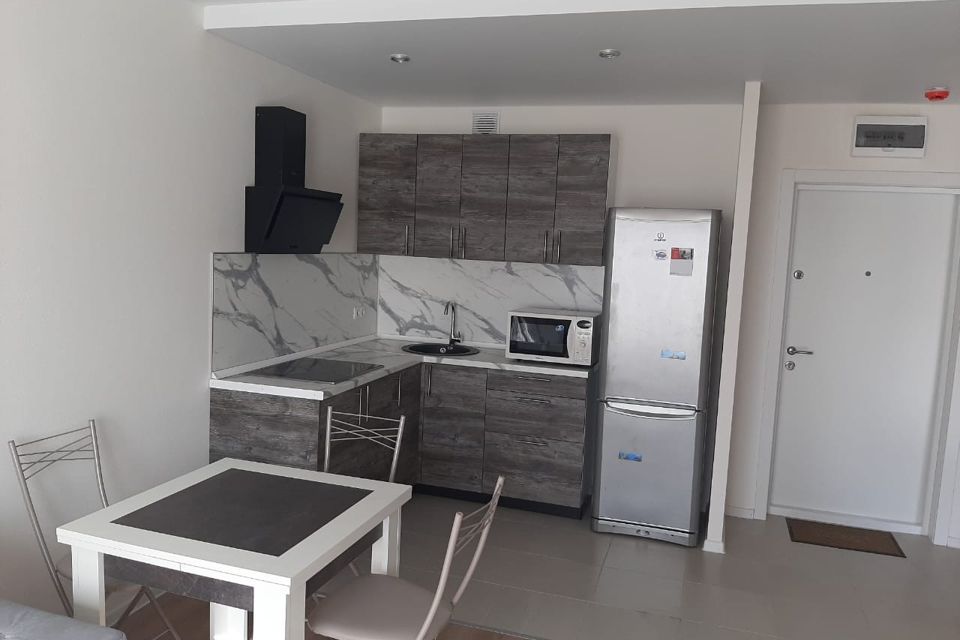 Продаётся 1-комнатная квартира, 40.8 м²