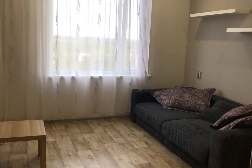 Продаётся 1-комнатная квартира, 41.2 м²