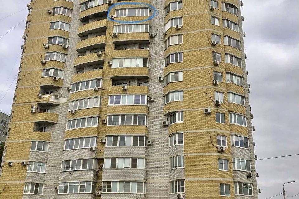Продаётся 1-комнатная квартира, 53.8 м²