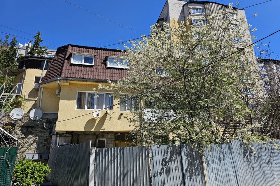 Продаётся 2-комнатная квартира, 27.9 м²