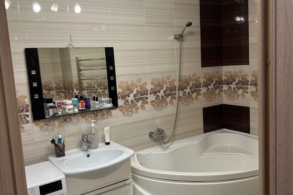 Продаётся 1-комнатная квартира, 55.4 м²