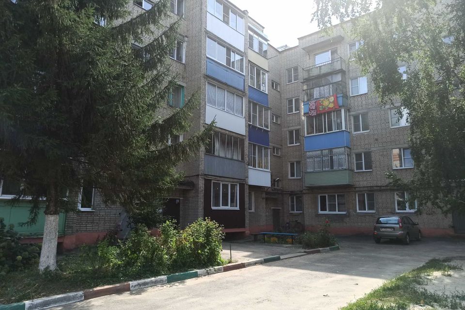 Продаётся 3-комнатная квартира, 60.4 м²