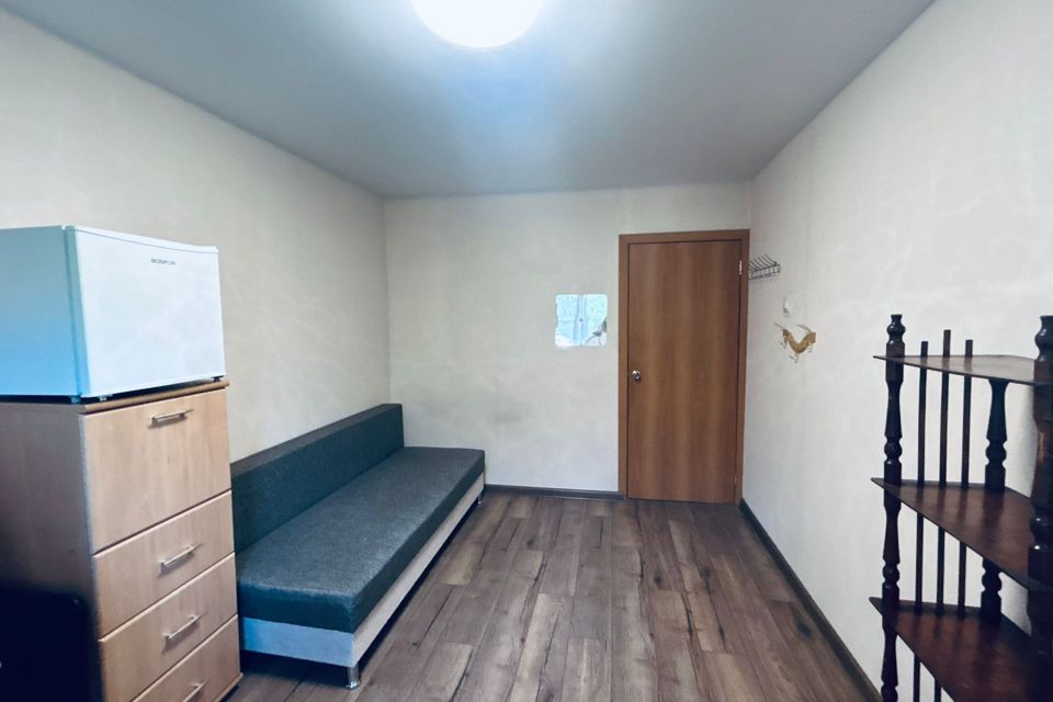 Продаётся комната в 5-комн. квартире, 11.8 м²