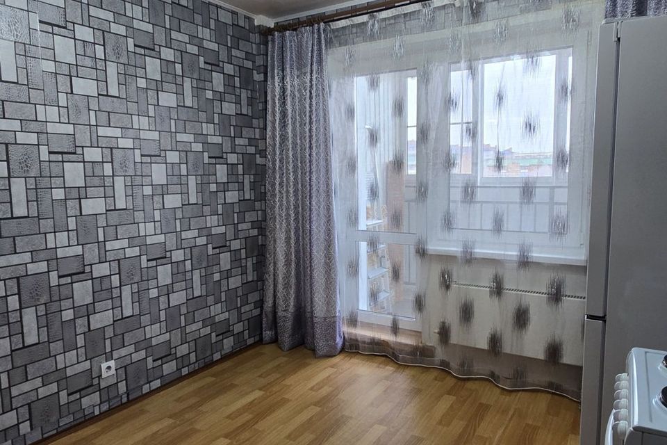 Продаётся 1-комнатная квартира, 38 м²