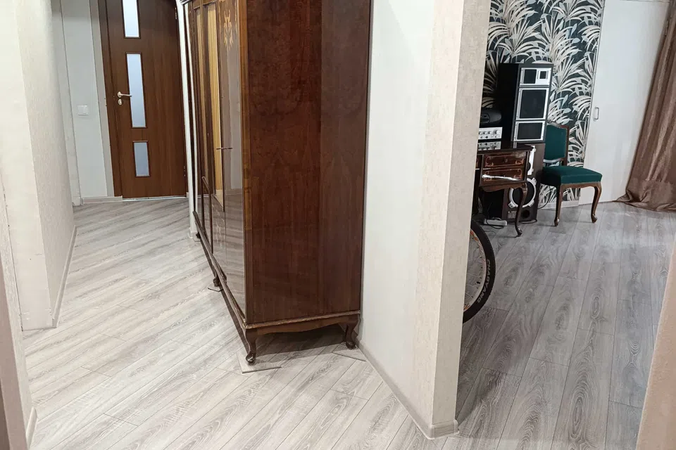 Продаётся 4-комнатная квартира, 76.7 м²