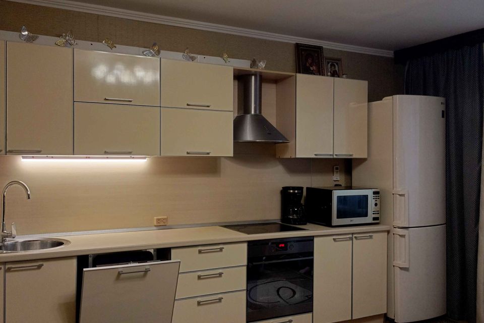 Продаётся 4-комнатная квартира, 80 м²