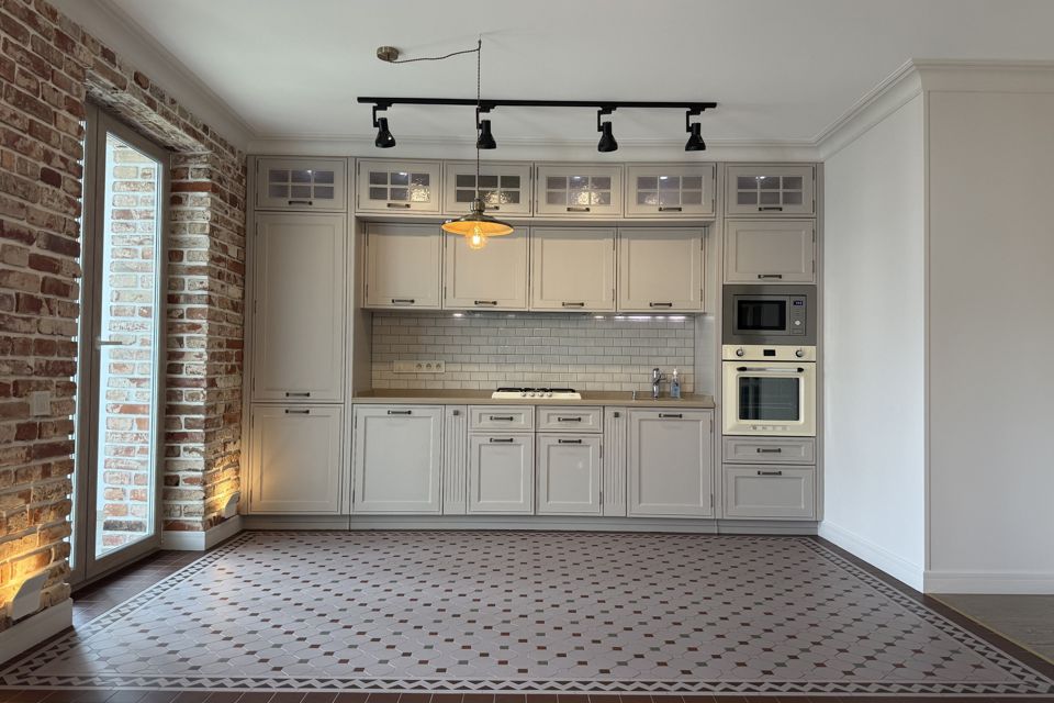 Продаётся 2-комнатная квартира, 76 м²