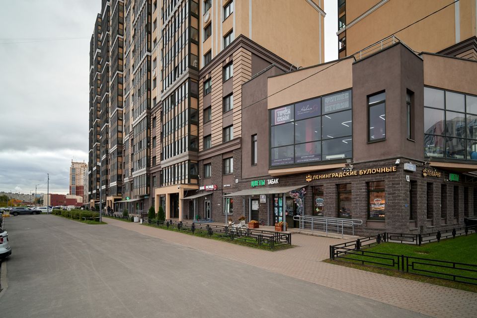 Продаётся 1-комнатная квартира, 42 м²
