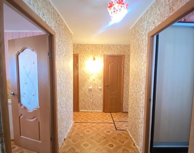 Продаётся 3-комнатная квартира, 60.8 м²