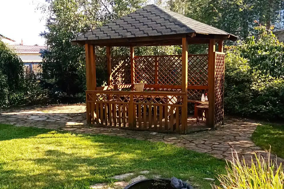 Продаётся 2-этажный дом, 341 м²