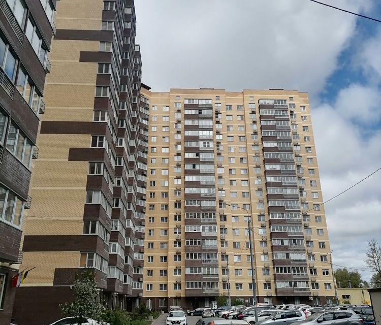 Продаётся 2-комнатная квартира, 56.8 м²