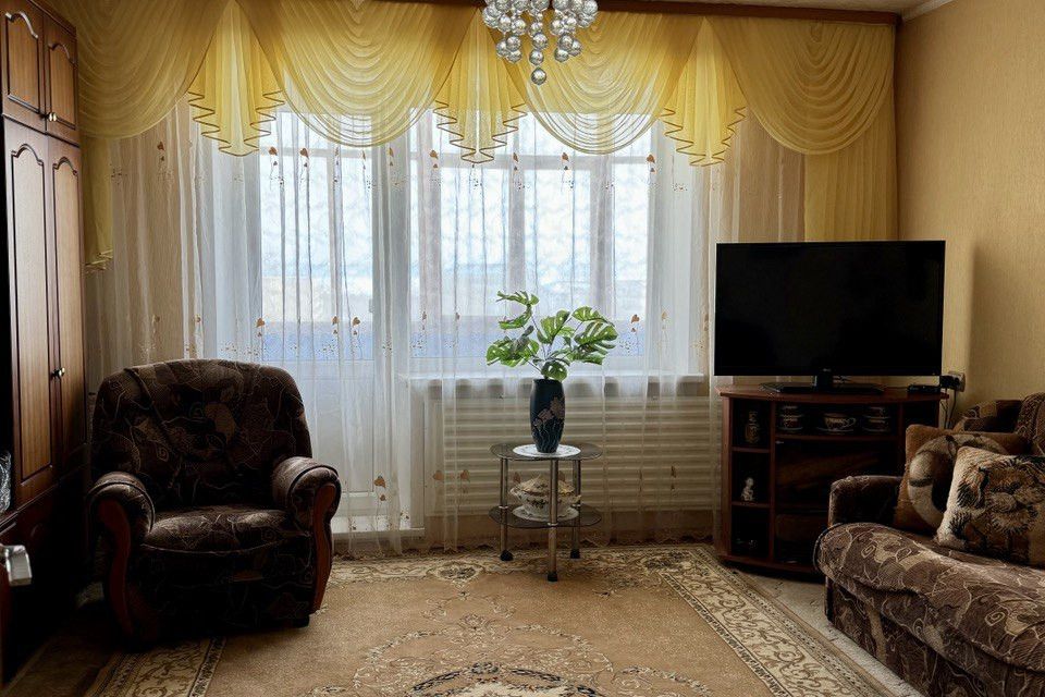 Продаётся 4-комнатная квартира, 77.2 м²