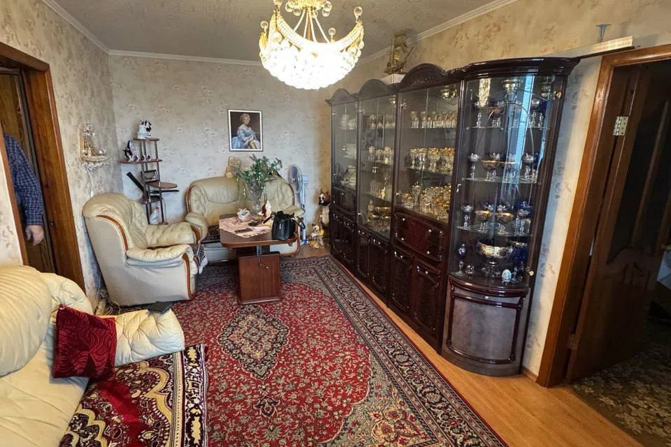 Продаётся 3-комнатная квартира, 57.6 м²