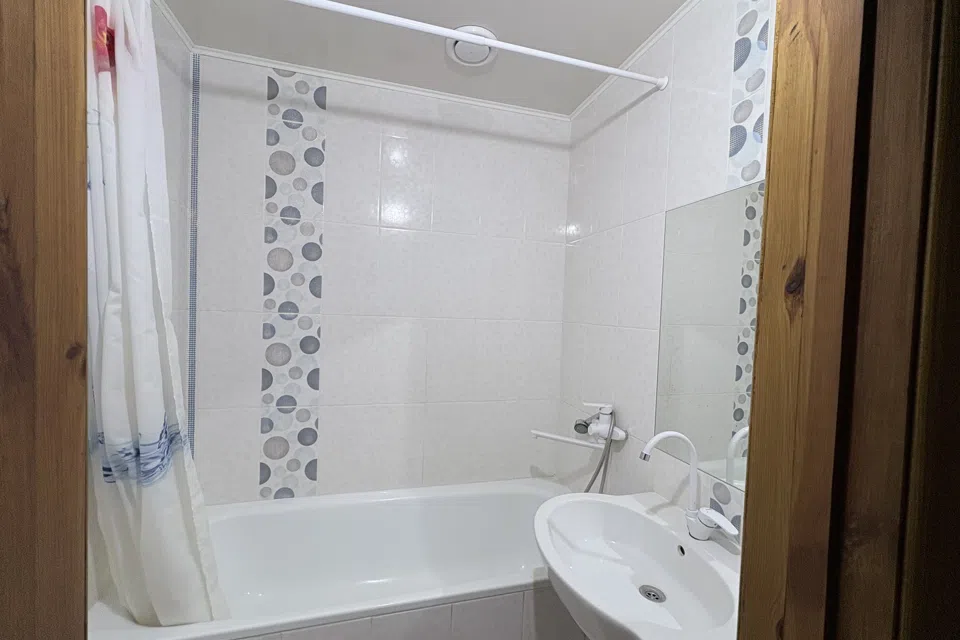 Продаётся 3-комнатная квартира, 67 м²