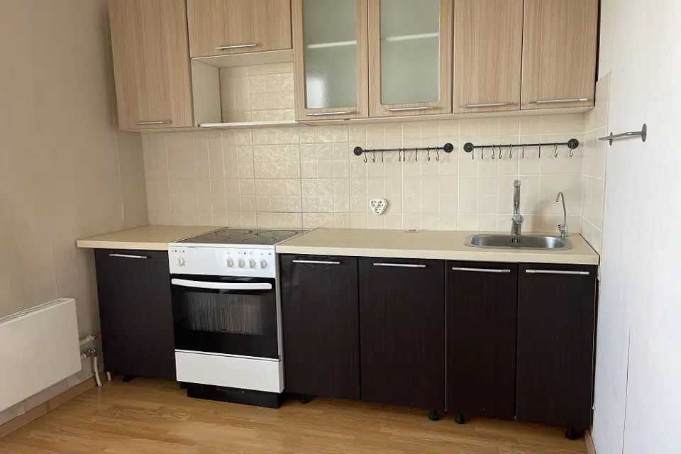 Продаётся 1-комнатная квартира, 42 м²