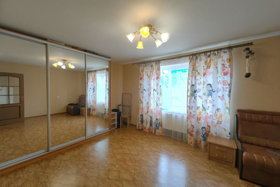 Продаётся 2-комнатная квартира, 57.7 м²
