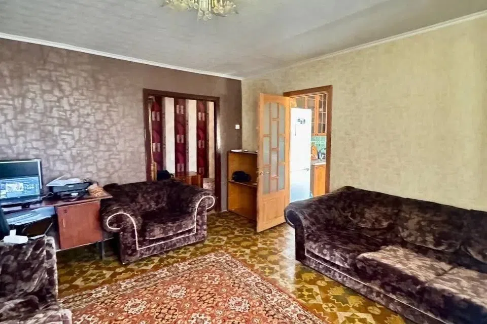 Продаётся 3-комнатная квартира, 65.2 м²