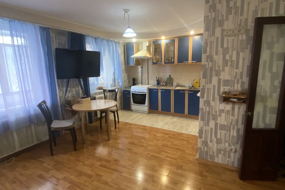 Продаётся 2-комнатная квартира, 47.7 м²