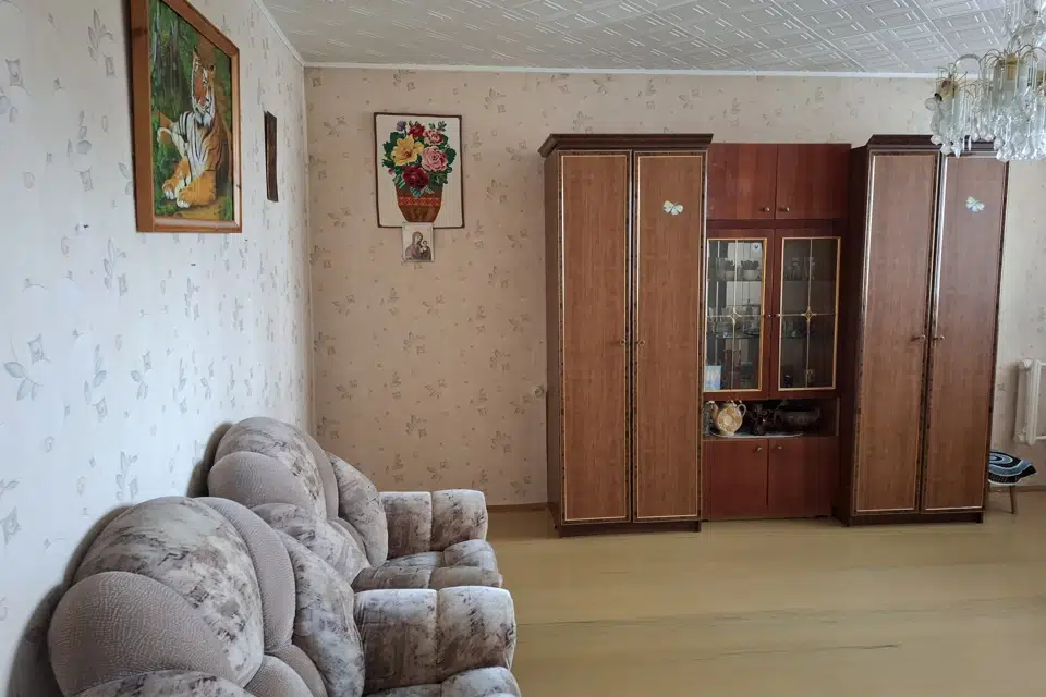 Продаётся 1-комнатная квартира, 49.7 м²