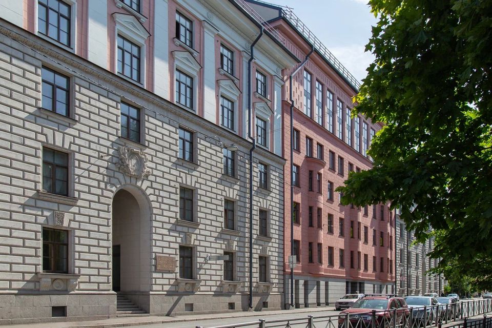 Продаётся 1-комнатная квартира, 43 м²