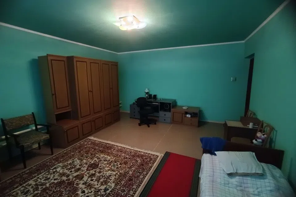 Продаётся 2-этажный дом, 299 м²