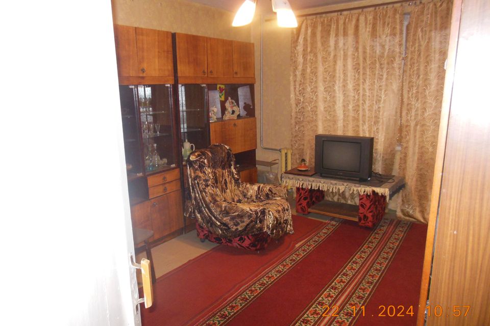 Продаётся 2-комнатная квартира, 41.8 м²