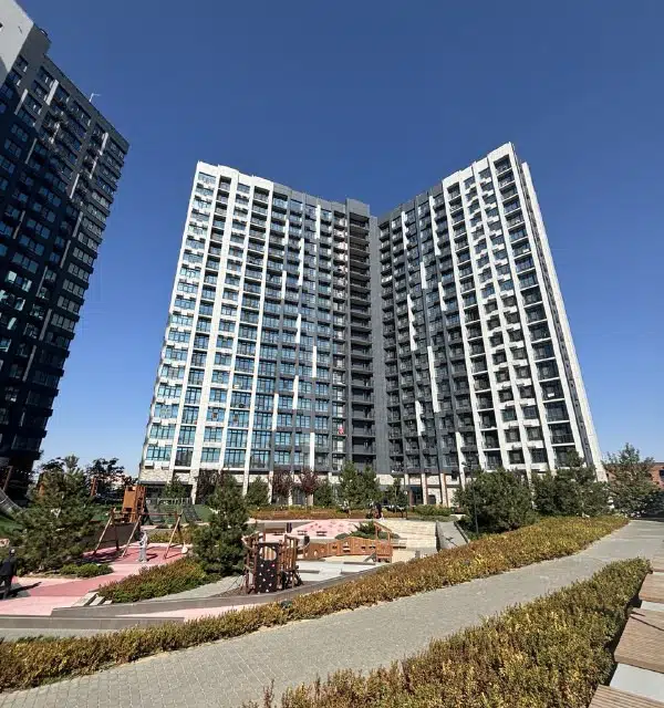 Продаётся 3-комнатная квартира, 73.8 м²