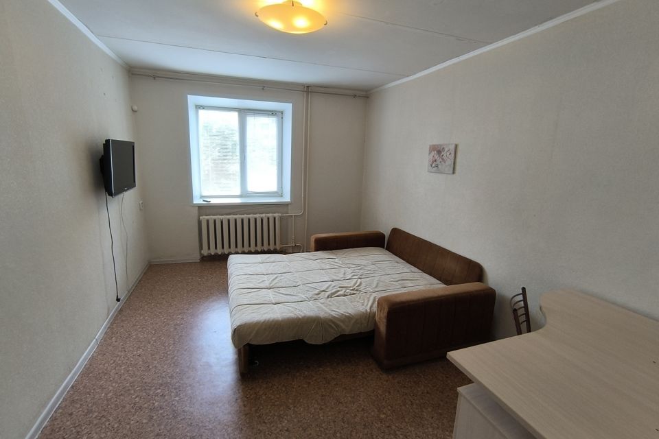 Продаётся 1-комнатная квартира, 37.4 м²