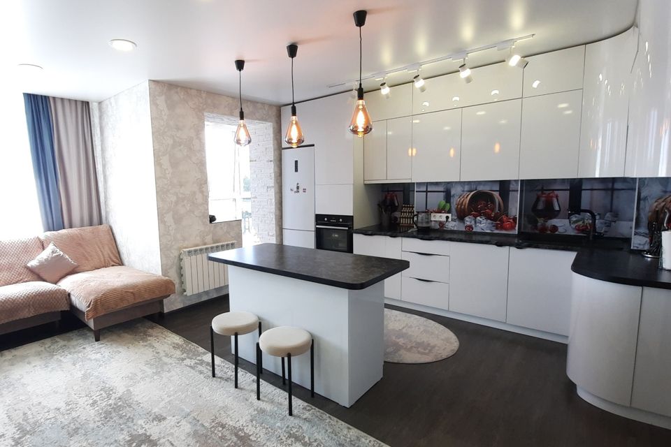 Продаётся 3-комнатная квартира, 76.5 м²