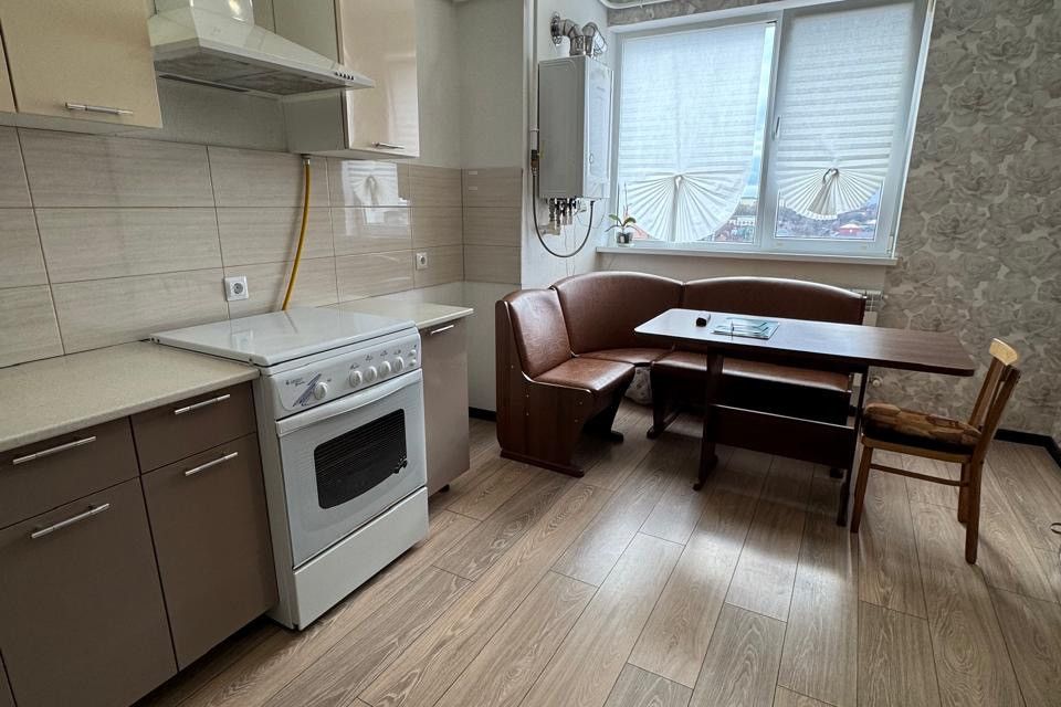 Продаётся 2-комнатная квартира, 70 м²