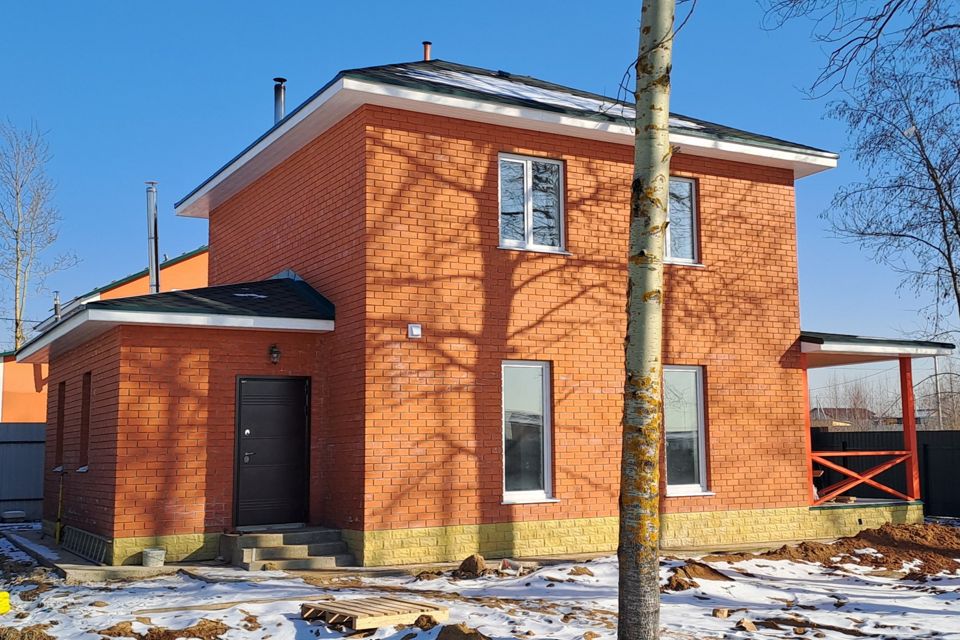 Продаётся 2-этажный дом, 120 м²