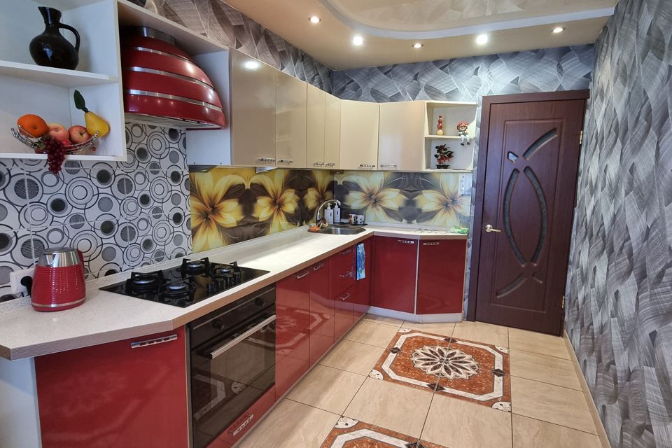 Продаётся 3-комнатная квартира, 70 м²