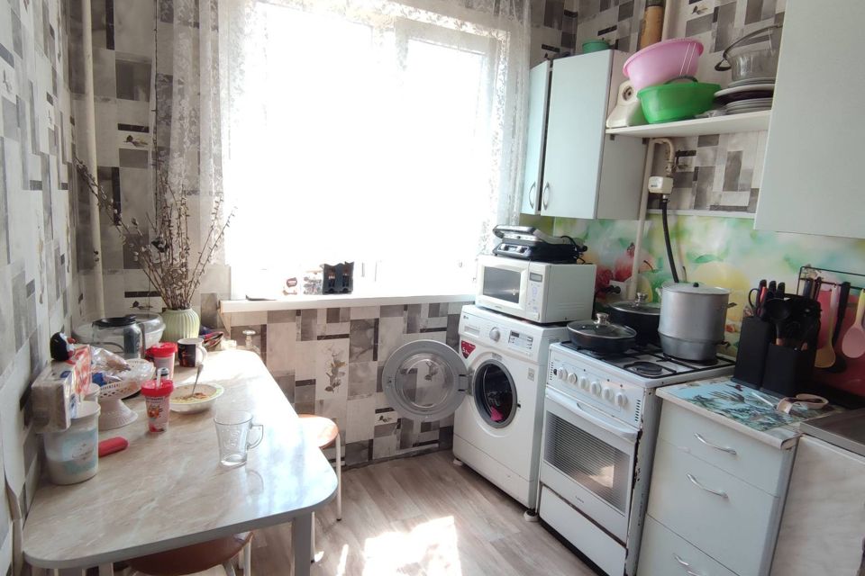 Продаётся 3-комнатная квартира, 46.7 м²