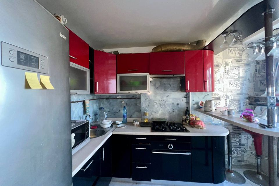 Продаётся 3-комнатная квартира, 63.3 м²