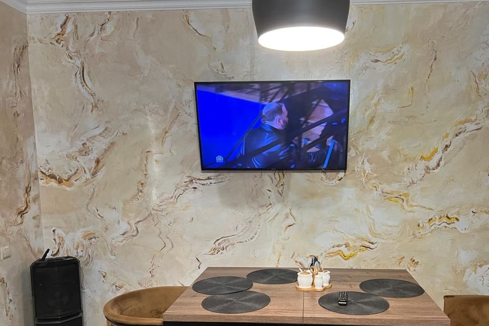 Продаётся 4-комнатная квартира, 129 м²