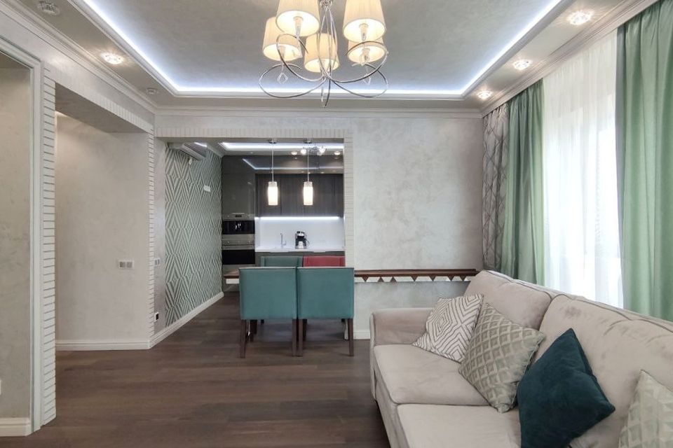 Продаётся 2-комнатная квартира, 83.2 м²