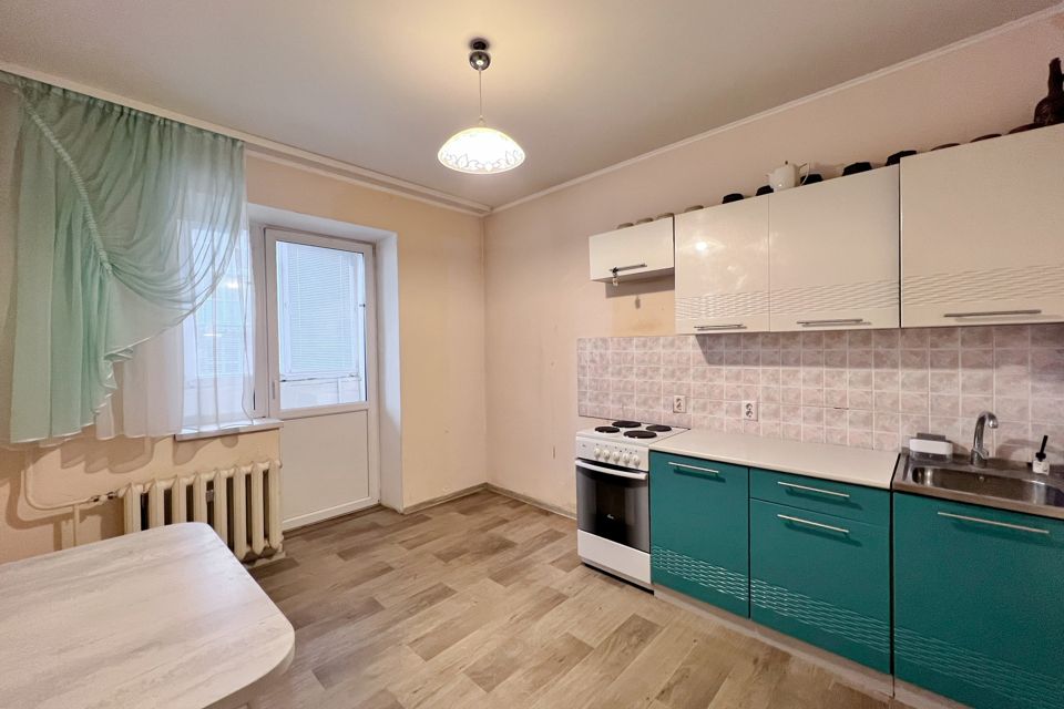 Продаётся 2-комнатная квартира, 76.7 м²