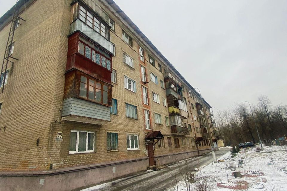 Продаётся 2 комнаты в 4-комн. квартире, 26.4 м²