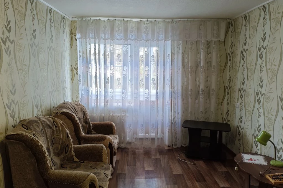 Продаётся 2-комнатная квартира, 41.8 м²