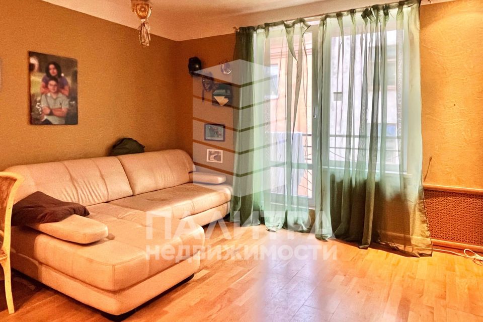 Продаётся 2-комнатная квартира, 73.7 м²