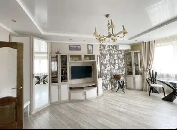 Продаётся 3-комнатная квартира, 71.3 м²