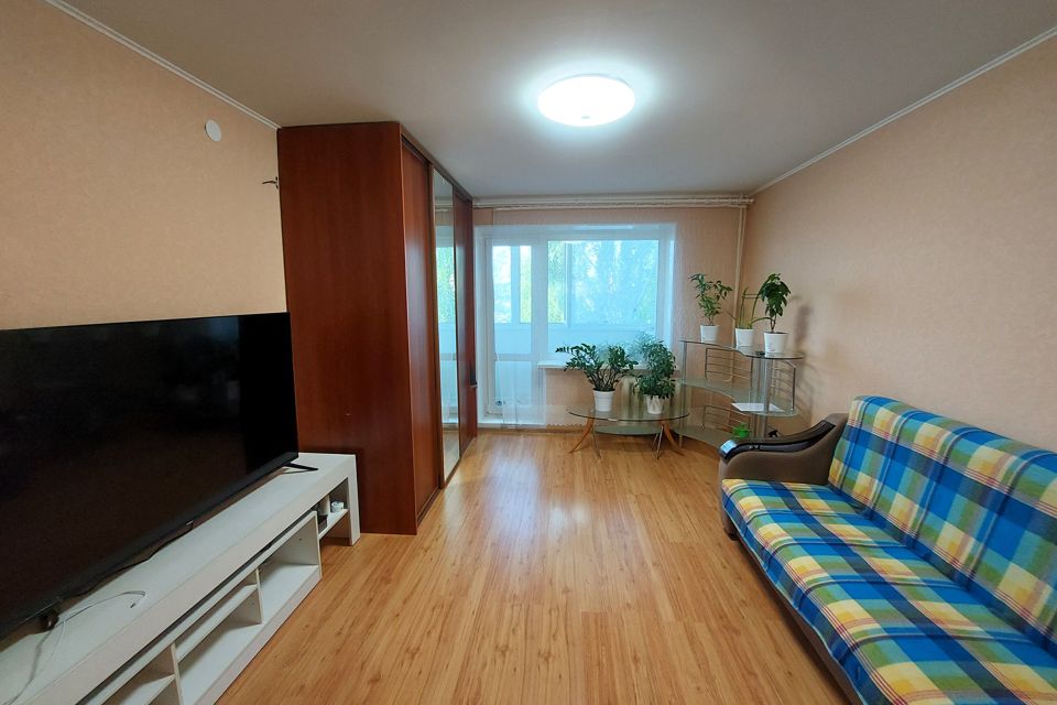 Продаётся 3-комнатная квартира, 56.5 м²