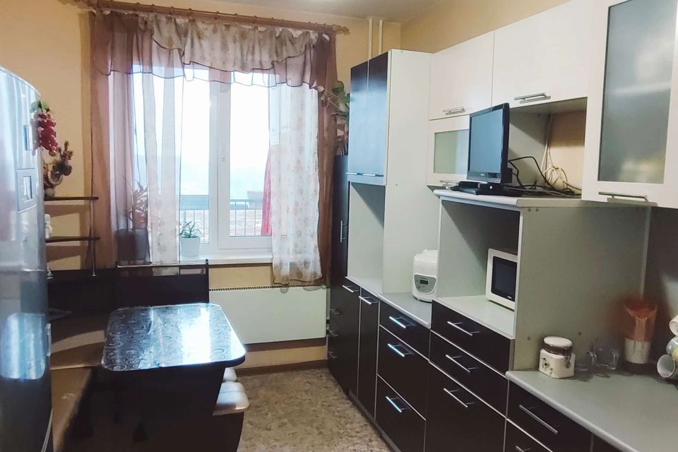 Продаётся 3-комнатная квартира, 77 м²